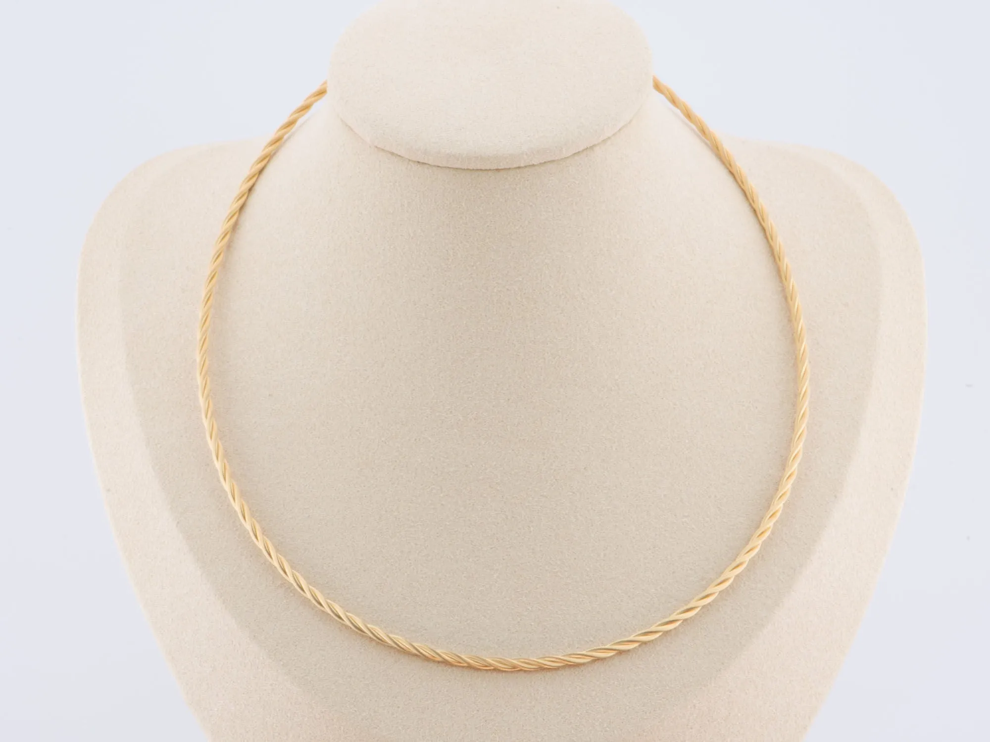 18K Gold Flexi Necklace Like Wellendorff Rope 10g+ 2.2mm Wide R4517