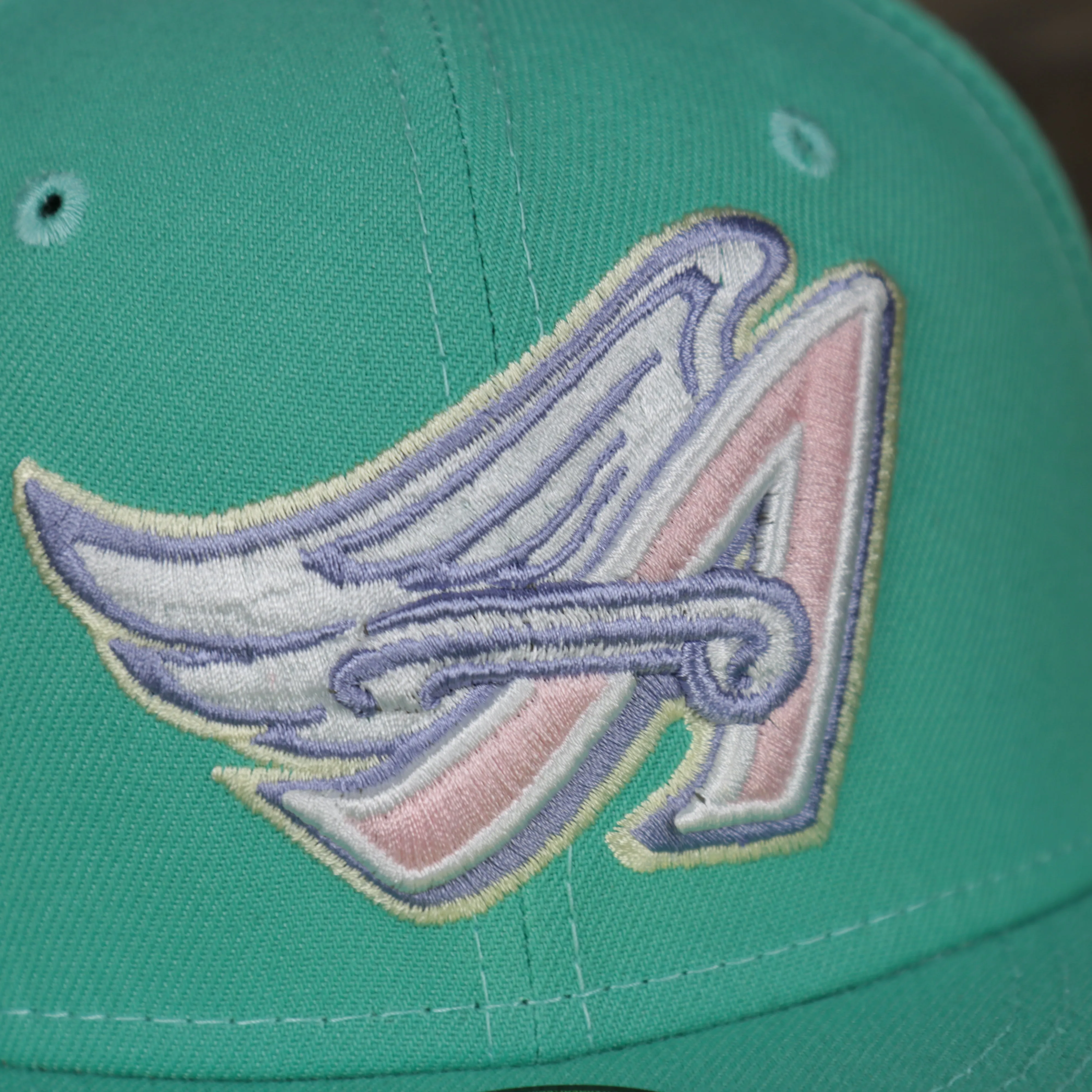 Anaheim Angels 40th Anniversary Side Patch Pink Bottom 59Fifty Fitted Cap | Mint