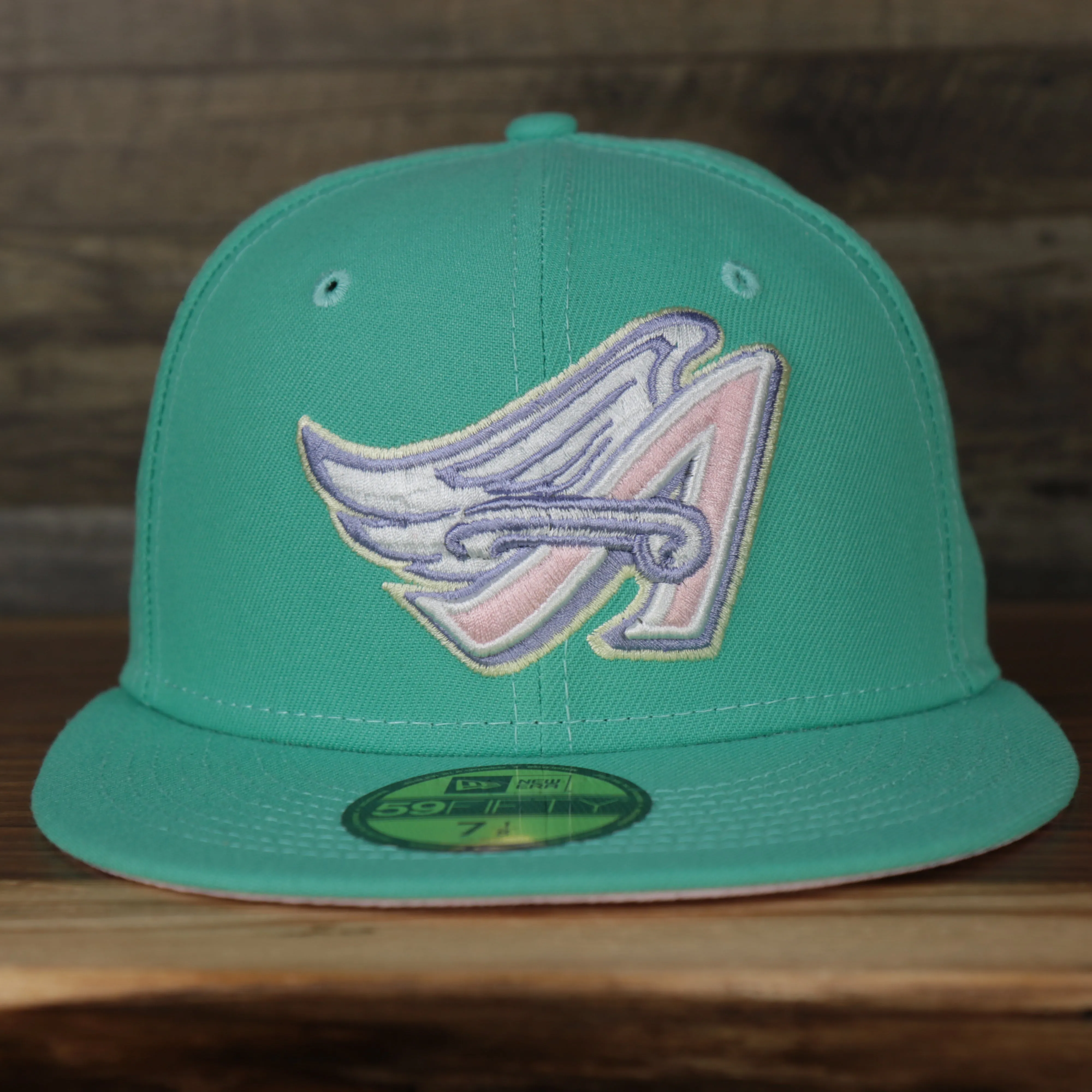 Anaheim Angels 40th Anniversary Side Patch Pink Bottom 59Fifty Fitted Cap | Mint