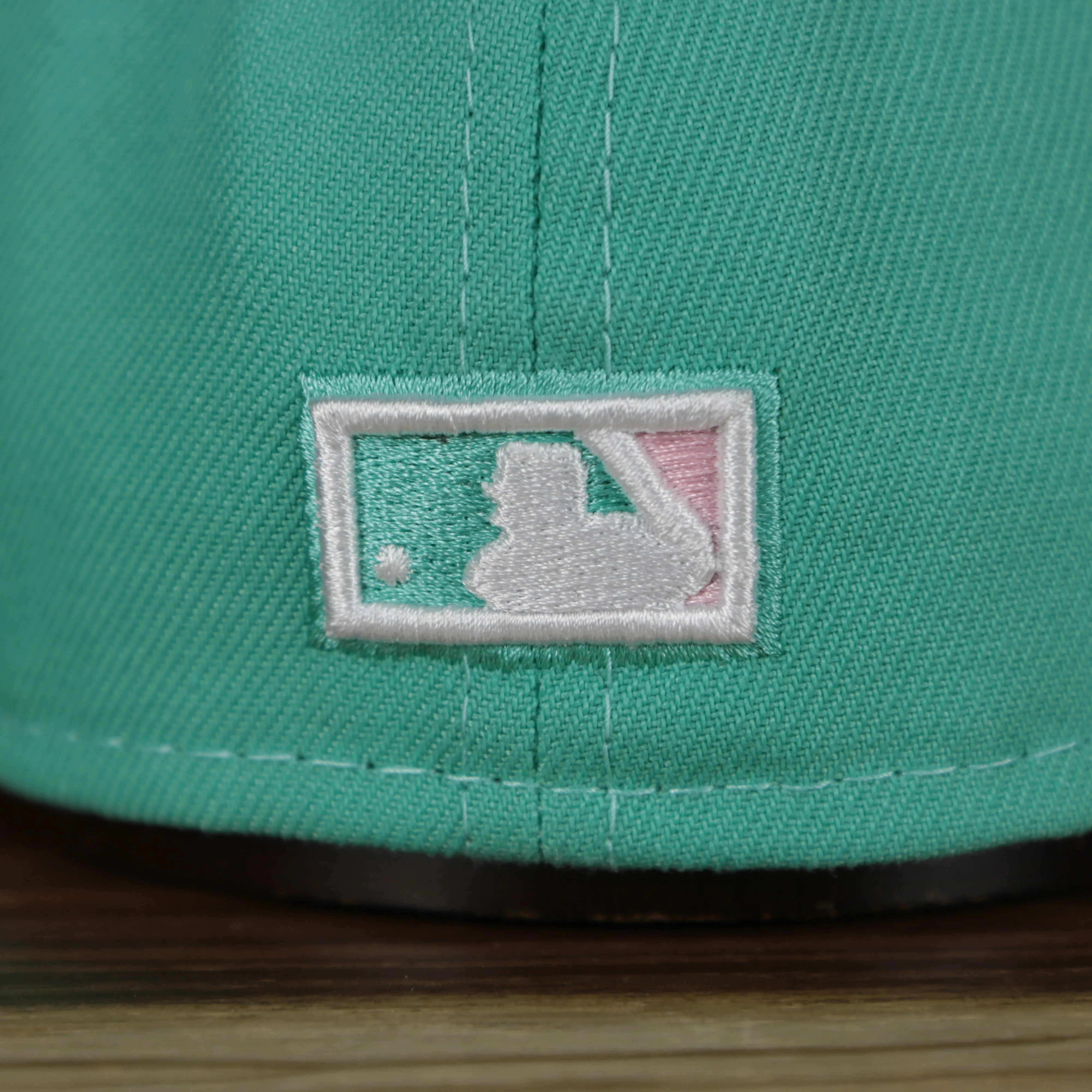 Anaheim Angels 40th Anniversary Side Patch Pink Bottom 59Fifty Fitted Cap | Mint