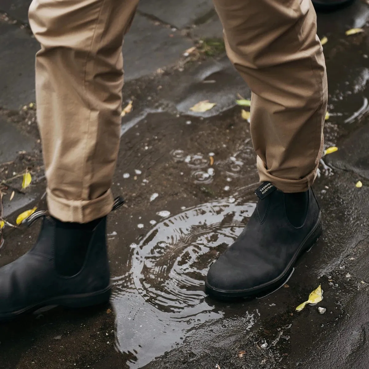 Blundstone Men's Style 587 Chelsea Boot - Rustic Black