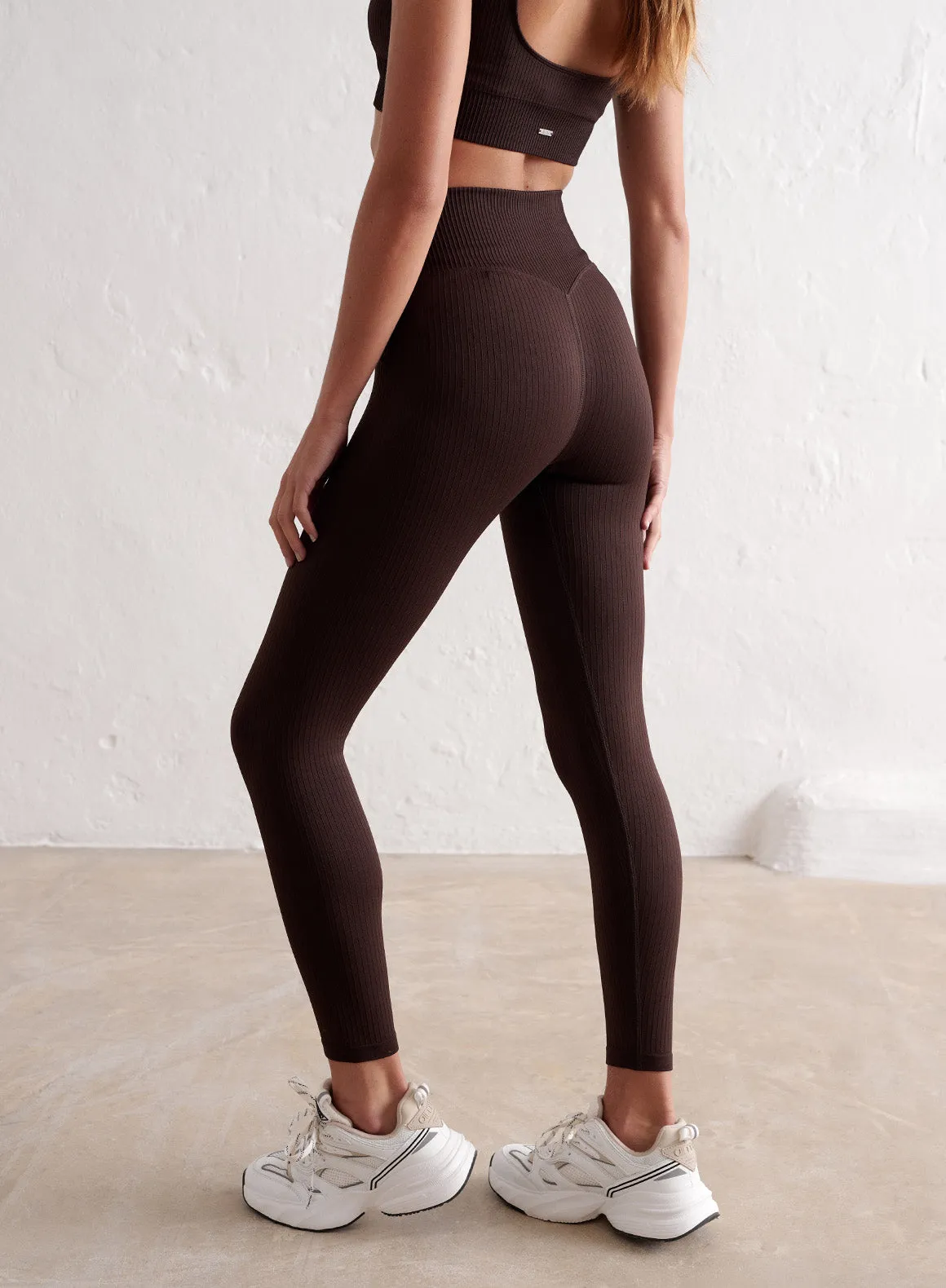 Cacao Ribbed Seamless Tights