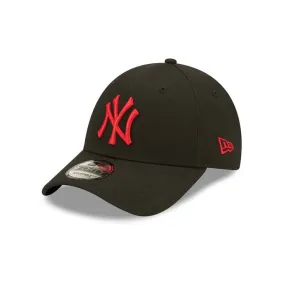 CAP VISOR LEAGUE ESSENTIAL 9FORTY NEW YORK YANKEES Man Black Red