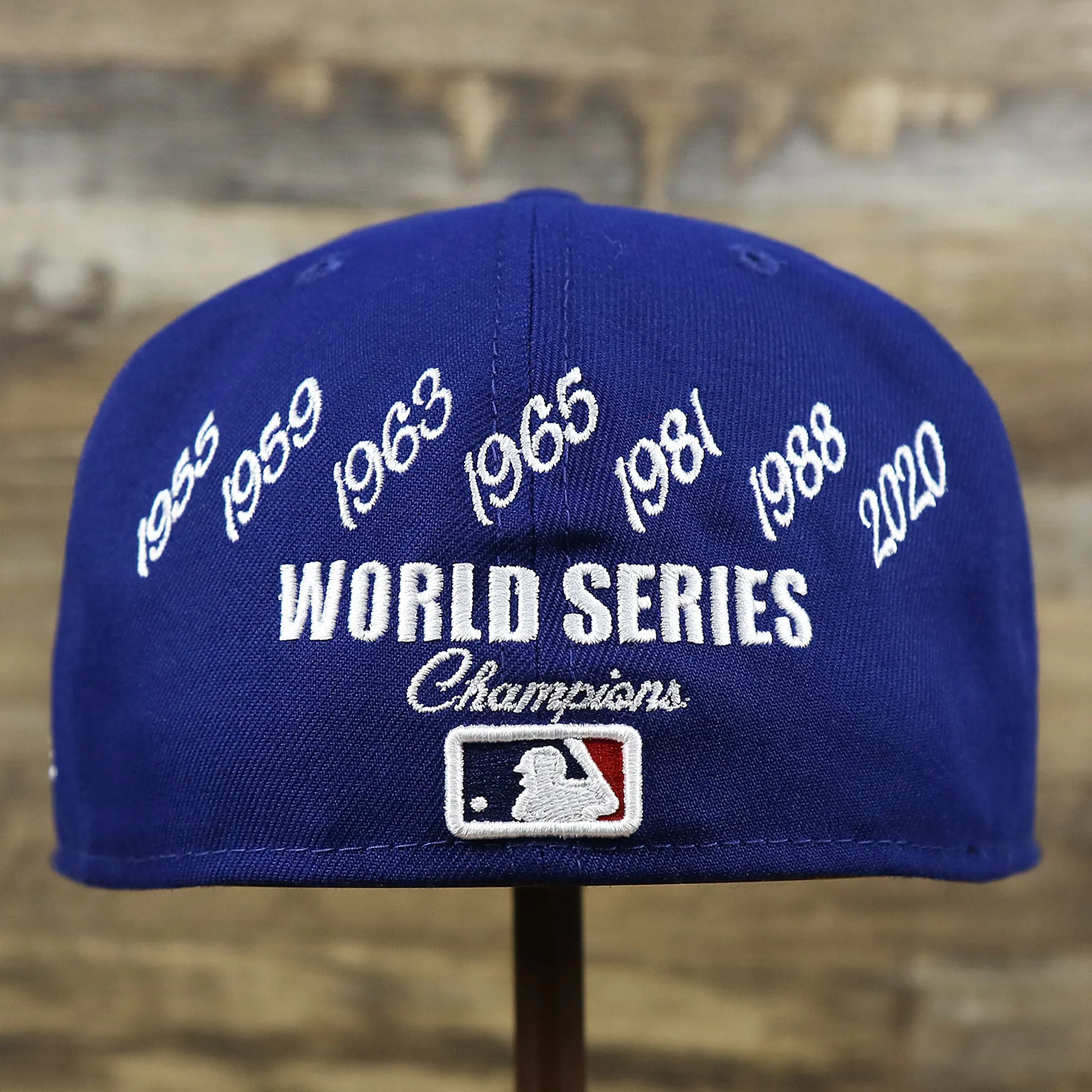 Los Angeles Dodgers Crown Champions Gray Bottom World Championship Wins Embroidered Fitted Cap | Royal Blue 59Fifty Cap