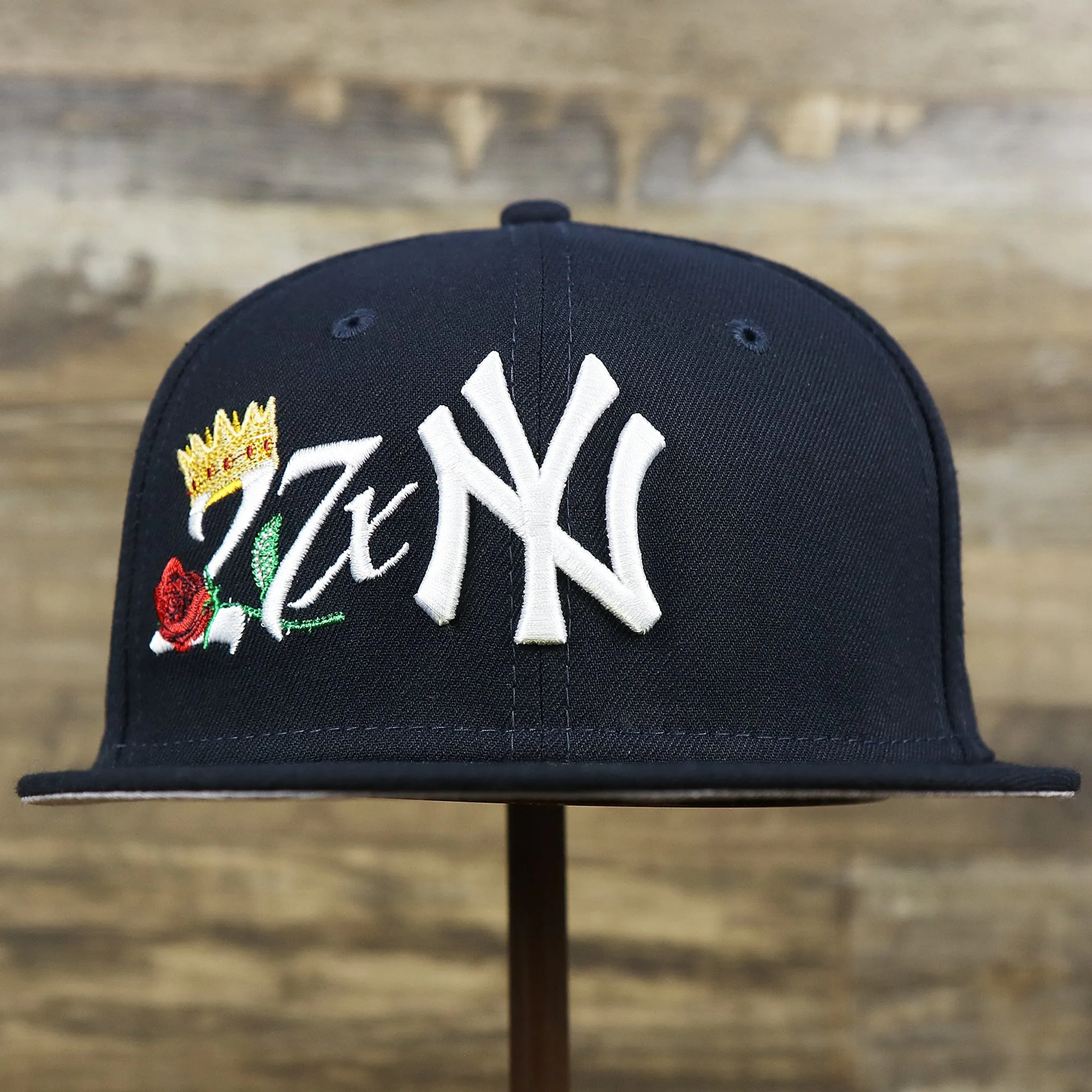 New York Yankees Crown Champions Gray Bottom World Championship Wins Embroidered Fitted Cap | Navy Blue 59Fifty Cap