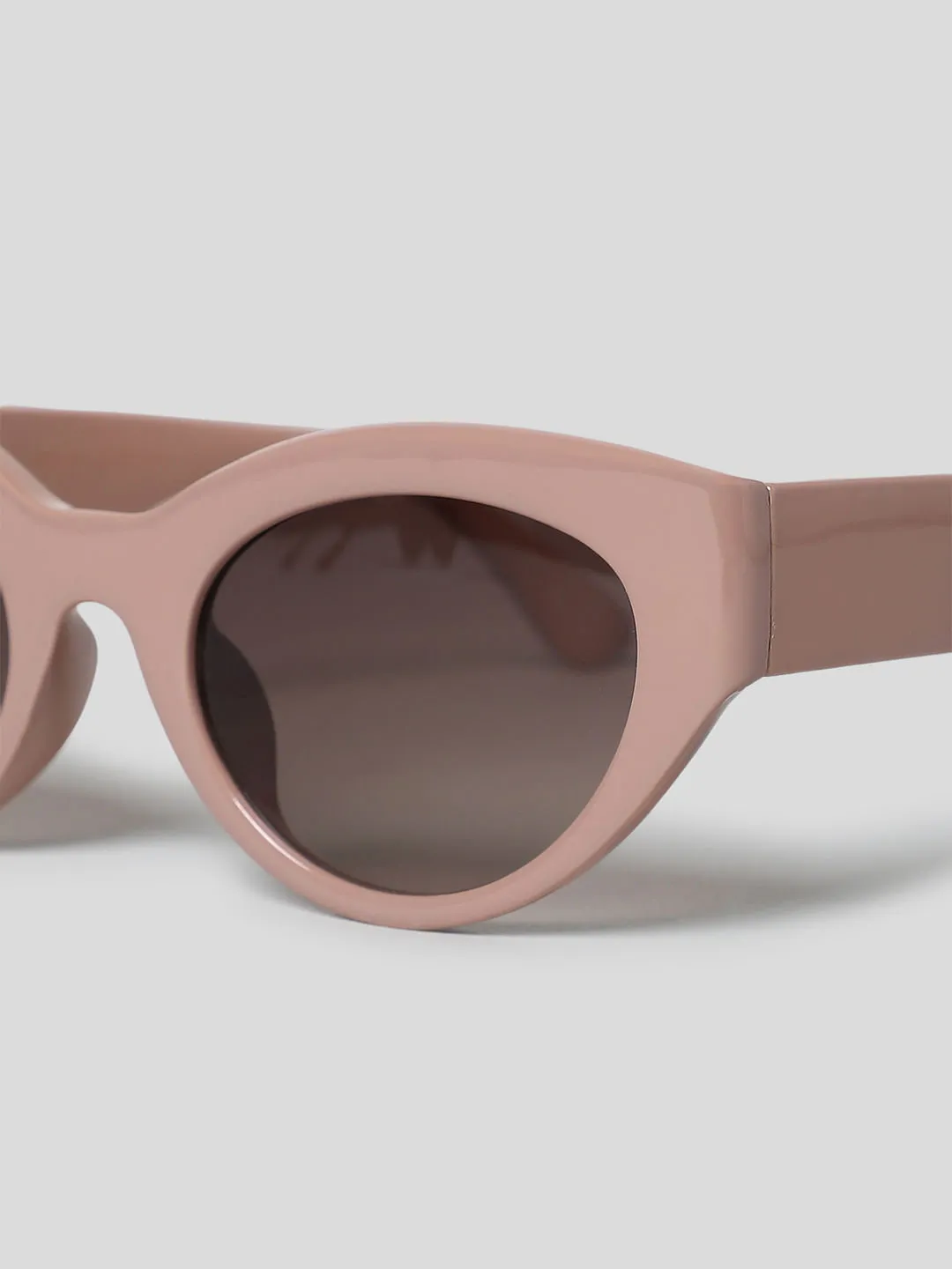 Pastel Pink Oval Glasses