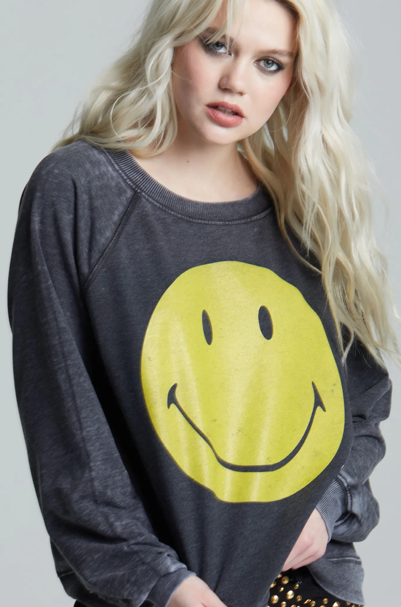 SMILEY LONG SLEEVE BURNOUT SWEATSHIRT