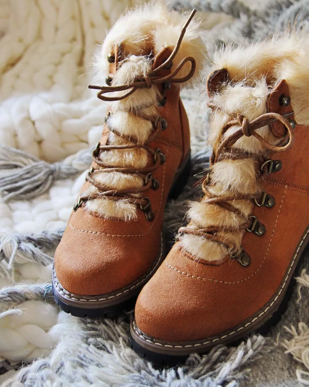 Swiss Chalet Boots