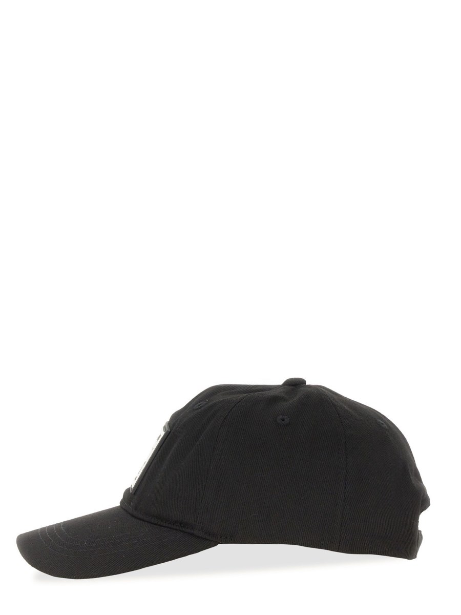 VERSACE JEANS COUTURE      PIECE NUMBER BASEBALL CAP