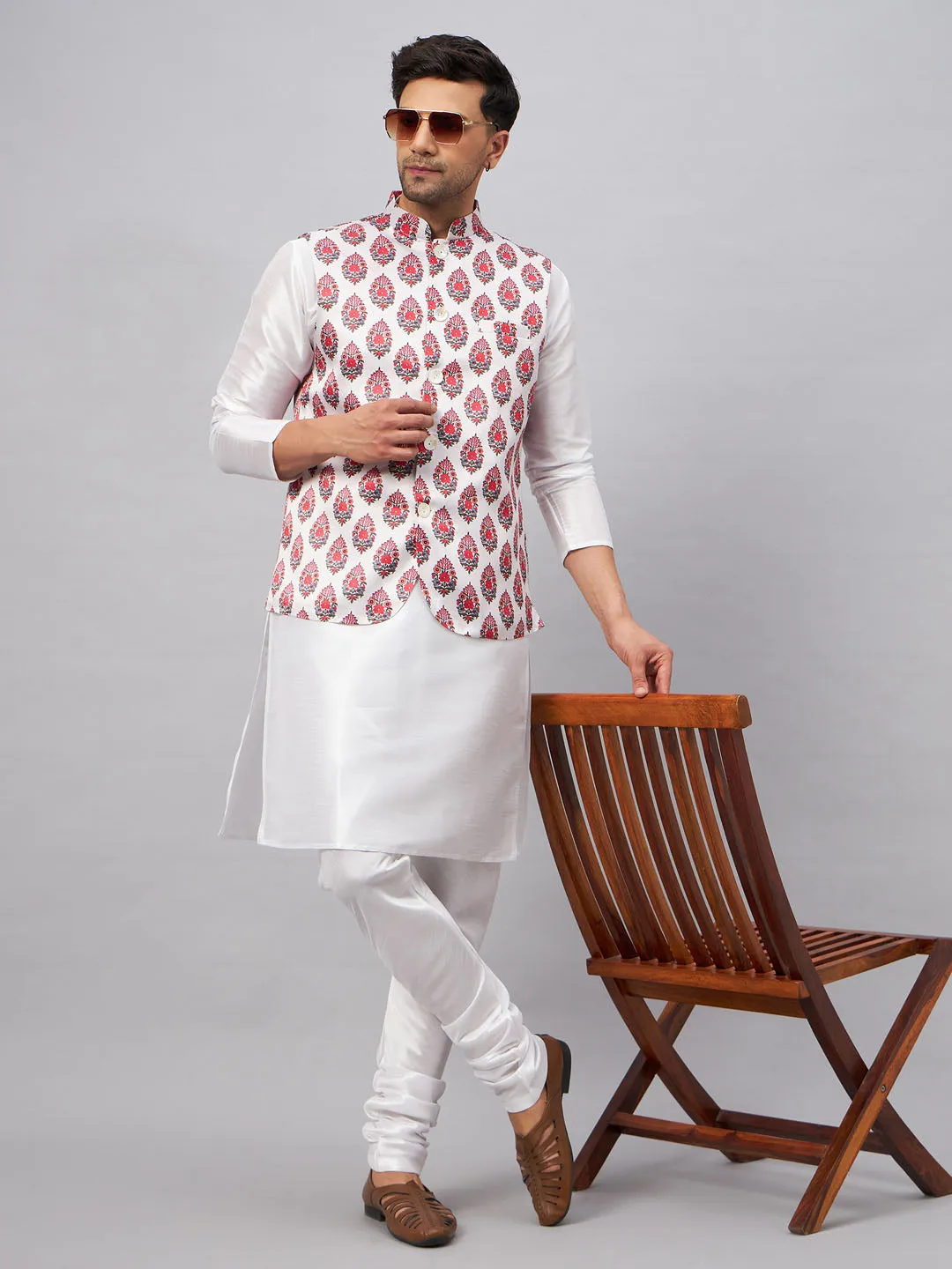 VM BY VASTRAMAY Men's Multicolor Printed Ethnic Jacket With White Cotton Blend Kurta and Pyjama Set